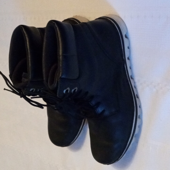 Timberland Shoes - Timberland Ankle Boots. 8